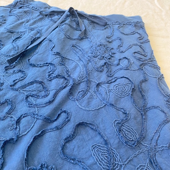 Max Studio Blue Aplique Skirt - Picture 5 of 9